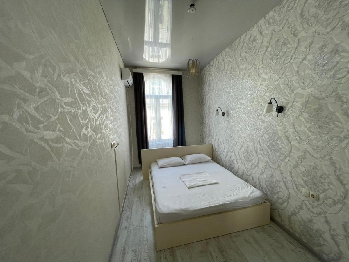 Центр Города Батуми Apartment Rustaveli 13 Dış mekan fotoğraf