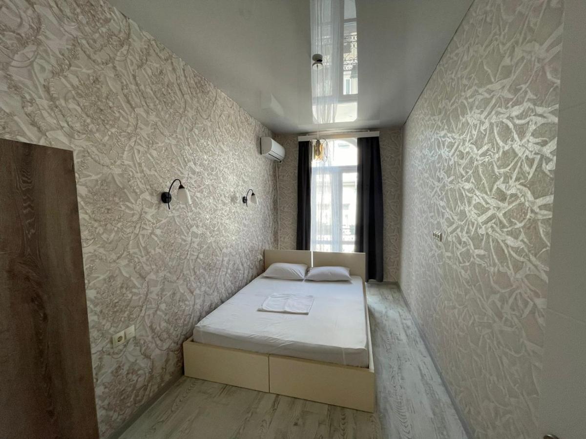 Центр Города Батуми Apartment Rustaveli 13 Dış mekan fotoğraf